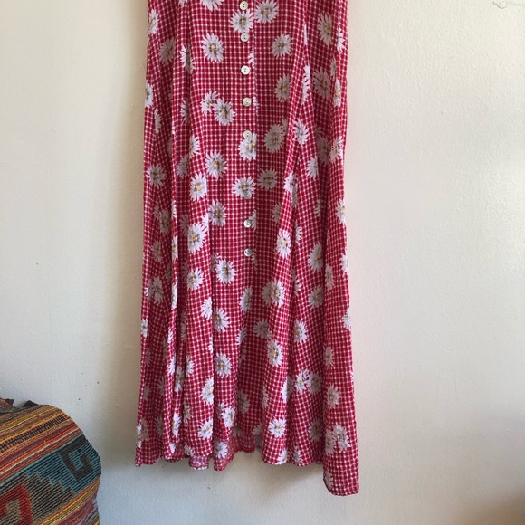 ❤️🌼 Vintage Red Gingham Daisy Picnic Dress 🌼❤️ - Picture 4 of 8
